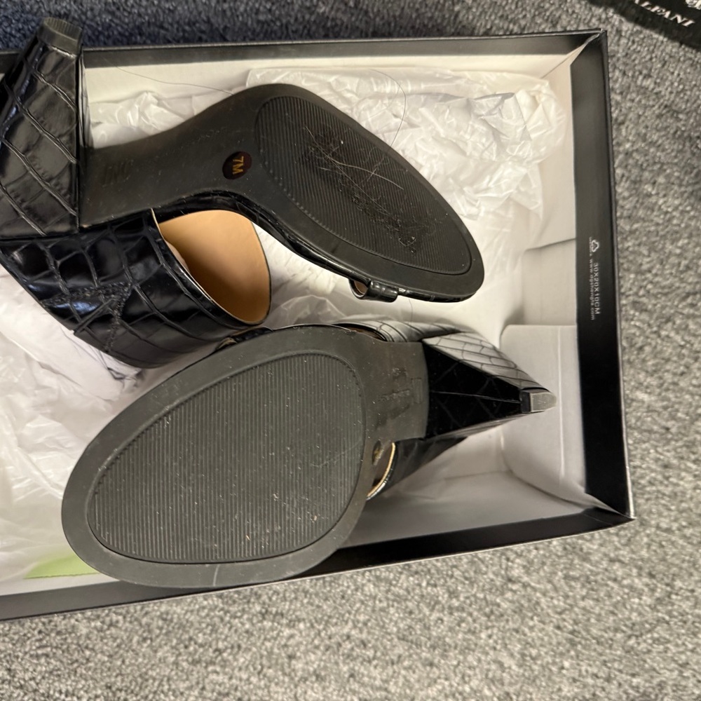 INC International Concepts Black Croc-Pattern Sandals - Picture 4 of 5